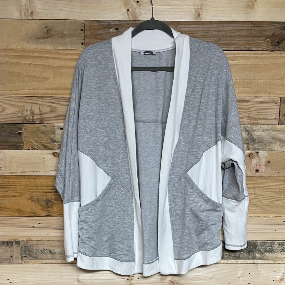 Royal and Reese size Large Gray and White Open Front Soft Fleece Detail Cardigan